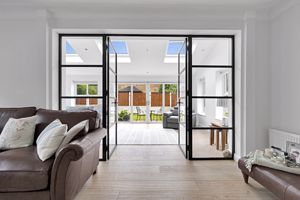 Photo 21- click for photo gallery